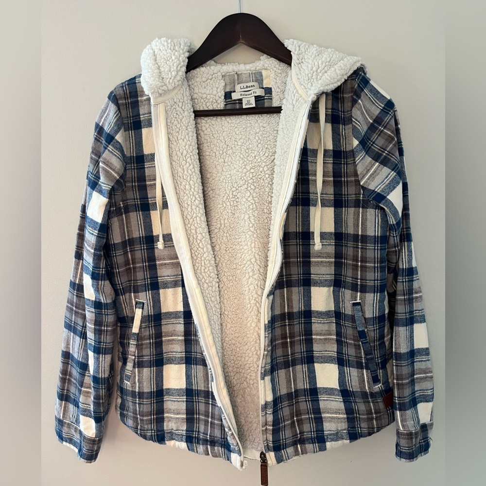 L.L. Bean Scotch Plaid Flannel Sherpa Lined Zip Up Hoodie - Picture 3 of 9